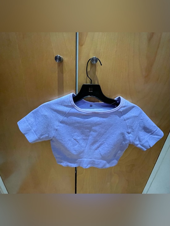 GAP Tops - Gap Fit crop top size M